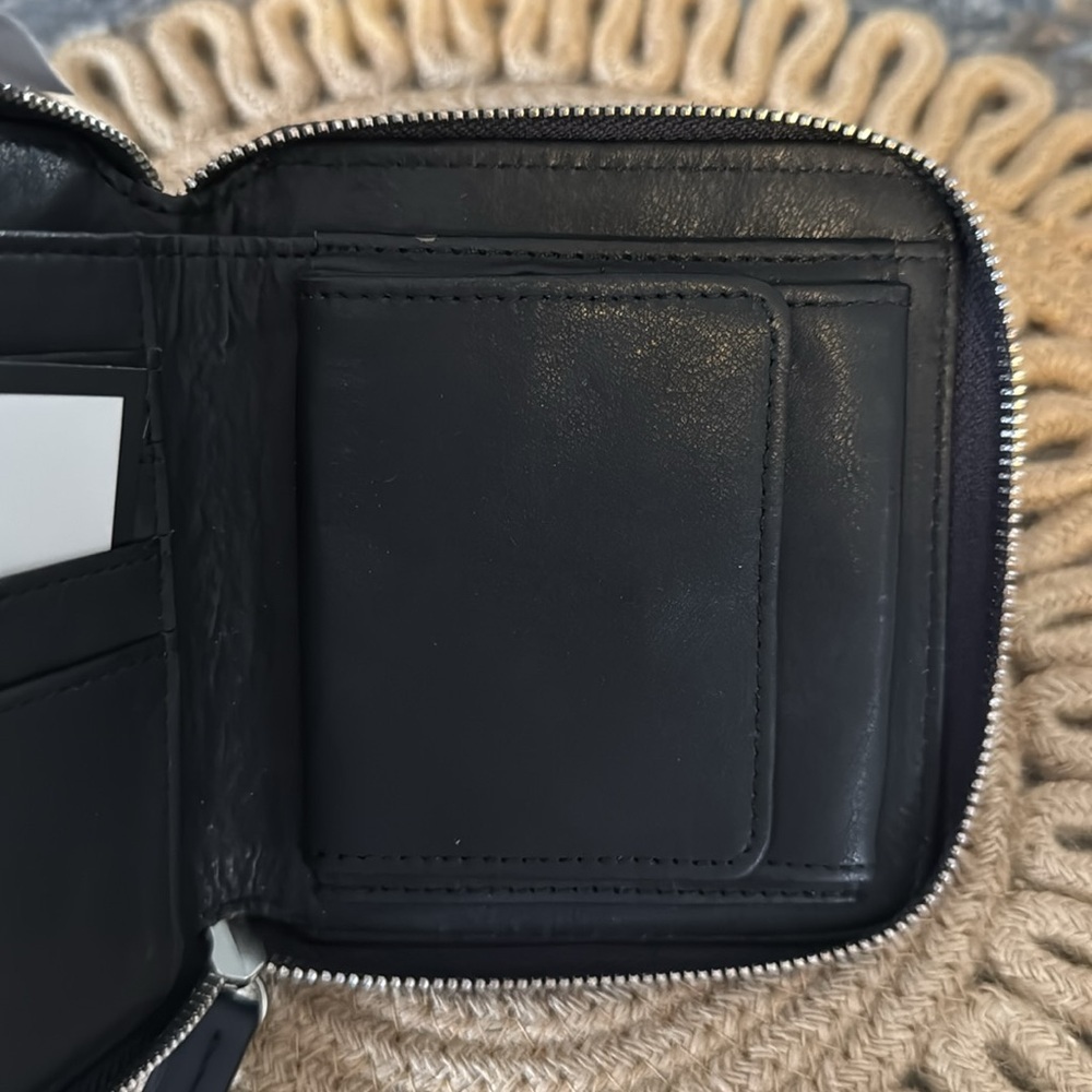 NWT Vintage Navy Blue Nine West Wallet - Picture 4 of 6